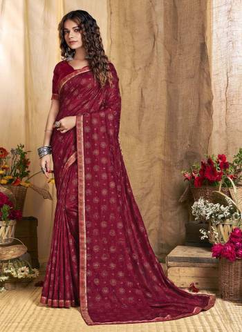 For A Casual Wear ,Grab These Saree in Fine Colored.These Saree And Blouse Are Fabricated On Vichitra Silk.Its Beautified With Designer Foil Printed Work.