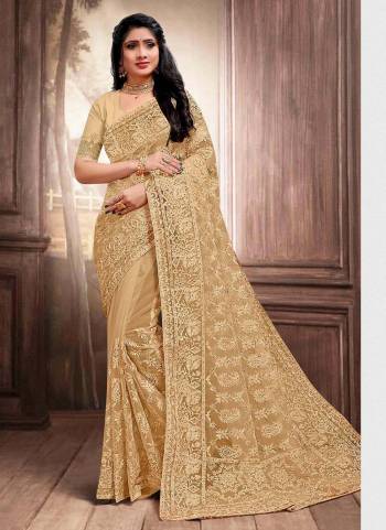 Grab These Designer Saree in All Over Fine Colored pair With Designer Blouse.These Saree And Blouse Are Fabricated On Net.Its Beautified With Heavy Designer Embroidery,Stone Work.