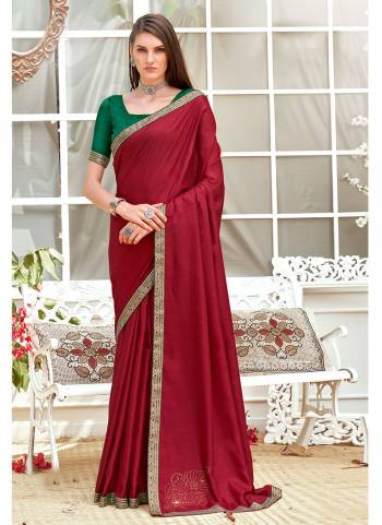 Grab These Casual Wear Saree in Fine Colored Pair With Contrasting Blouse.These Saree Is Fabricated On Vichitra Silk Pair With Art Silk Blouse.Its Beautified With Wevon Border,Swarovski Butta Designer Work.