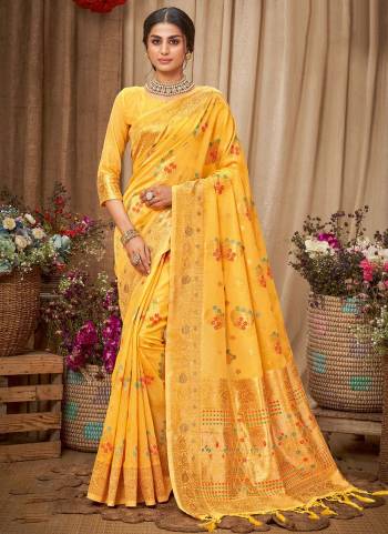 For A Different Look,Grab These Saree in Fine Colored.These Saree And Blouse Are Fabricated On Cotton.Its Beautified With Heavy Jari Wevon Designer Work.