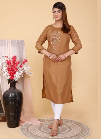 Grab These Readymade Top Come With Fine Colored.Its Fabricated on Soft Silk With Designer Khatli Hand Work.Its Available in All Regular Size.