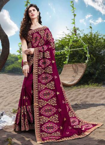 Looking Pretty in These Fine Colored Saree.These Saree And Blouse Are Fabricated On Art Silk.Its Beautified With  Designer Embroidery Work.