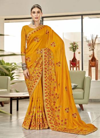 For A Beautiful Look,Grab These Saree in Fine Colored.These Saree And Blouse Are Fabricated On Art Silk.Its Beautified With  Designer Thread Embroidery Work.