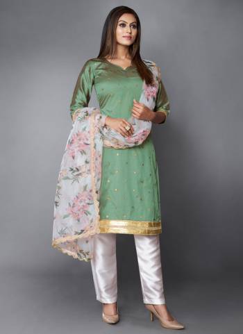 For A Designer Look,Grab These Suit in All Over Fine Colored.These Top And Bottom Are Fabricated On Art Silk Pair With Organza Dupatta.Its Beautified With Designer Work.