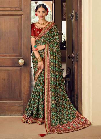 Grab These saree in Fine Colored.These Saree is Fabricated On Chinon Pair With Dupion Silk Blouse.Its Beautified With Designer Work.