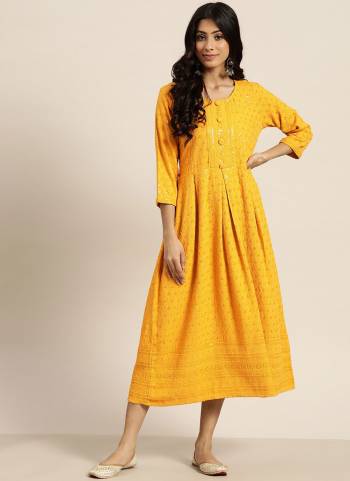 For A Casual Wear,Grab These Kurti in Fine Colored.These Kurti is Fabricated On Rayon.Its Beautified With Designer Sequance Embroidery Work.