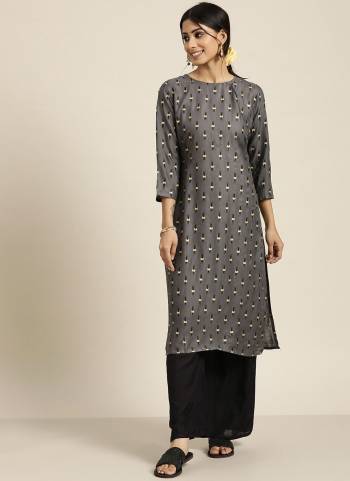 Grab These Kurti With Plazzo in Beautiful Colored.These kurti And Plazzo Are Fabricated On Rayon.Its Beautified With Designer Geometric Printed Work.