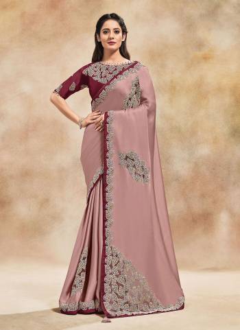 For A Different Look,Grab These Grab These Saree in Fine Colored.These Saree is Fabricated On Satin Silk Pair With Silk Blouse.Its Beautified With Designer Work.