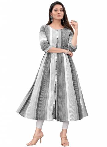 Grab These Readymade Kurti in Beautiful Colored.These Kurti  is Fabricated On Cotton.Its Beautified With Wevon Lining Designer Work. 