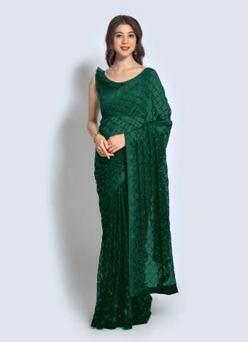 Grab These Saree in Fine Colored.These Saree is Fabricated On Georgette Pair With Banglori Silk Blouse.Its Beautified With Designer Sequance Embroidery Work.