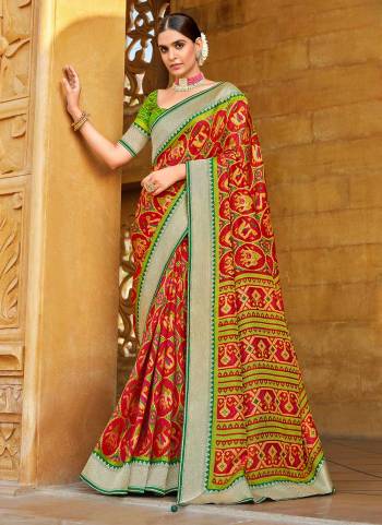 Grab These Beautiful Saree in Fine Colored.These Saree And Blouse Are Fabricated On Baraso Patola.its Beautified With  Woven Jari Designer And Patola Printed Work.