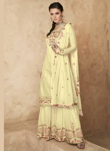 For A Beautiful Look,Grab These Plazzo Suit in Fine Colored.These Top And Bottom Are Fabricated On Faux Georgette Pair With Faux Georgette Dupatta.Its Beautified With Heavy Designer Sequance Embroidery Work.