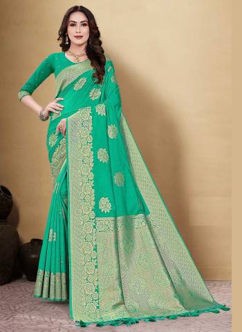 Grab These Saree In Fine Colored.These Saree And Blouse Are Fbaricated On Cotton.Its Beautified With Heavy Wevon Designer Work.