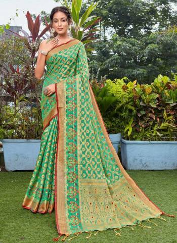 For A Different Look,Grab These Saree in All Over Fine Colored.These Saree And Blouse Are Fabricated On Cotton Silk.Its Beautified With Weaving Designer Work.