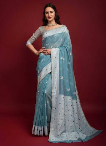 Grab These Saree in Fine Coored Pair With Blouse.These Saree And Blouse Are Fabricated On Art Silk.Its Beautified With Lucknowi Chikankari Wevon Designer Work.