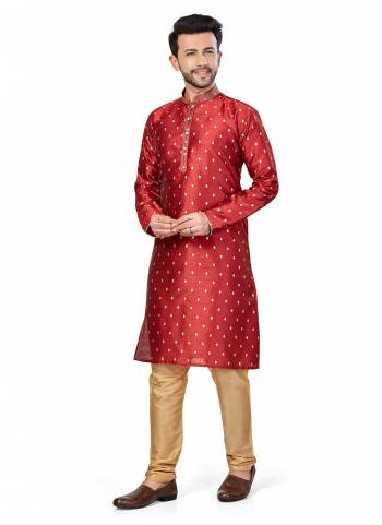 Grab These Readymade Kurta Paijama Set in Fine Colored.These Kurta And Bottom Are Fabricated On Silk.Its Beautified With Wevon Designer Work.Its Available in All Regular Size Buy Now.