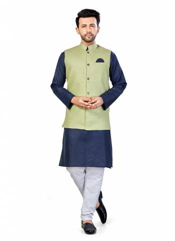 For A Festive Wear,Grab These Readymade Pair in Fine Colored.These Kurta And Jacket Are Fabricated On Linen Blend Pair With Cotton Bottom.Its Beautified With Solid Work.