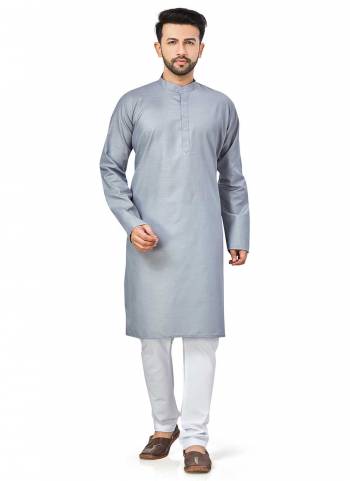 For A Festive Wear,Grab These Readymade Pair in Fine Colored.These Kurta And Bottom Are Fabricated On Cotton Blend Come With Solid Work.Its Available in All Regular Size.