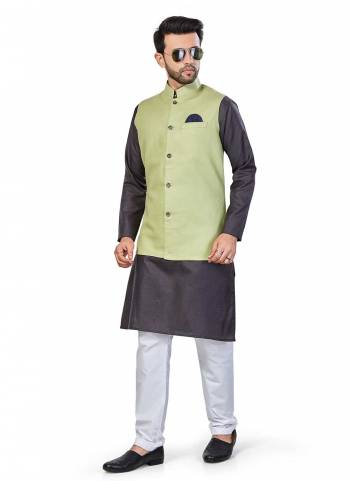 For A Festive Wear,Grab These Readymade Pair in Fine Colored.These Kurta And Jacket Are Fabricated On Linen Blend Pair With Cotton Bottom Come With Solid Work.Its Available in All Regular Size.