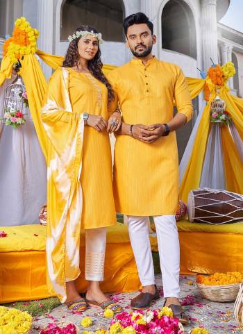 For A Looking Different,Grab These Couple Set Come With Fine Colored.These Top is Fabricated On Rayon Lurex Pair With Cotton Slub Bottom And Chiffon Dupatta.Buy Now These Amazing Set.