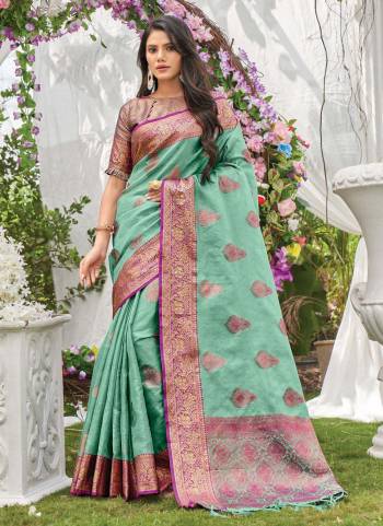 Grab These Beautiful Colored Saree Pair With Contrasting Blouse.These Saree And Blouse Are Fabricated On Organza.its Beautified With Heavy Jari Wevon Designer Work.