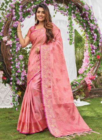 Grab These Beautiful Colored Saree Pair With Contrasting Blouse.These Saree And Blouse Are Fabricated On Organza.its Beautified With Heavy Jari Wevon Designer Work.