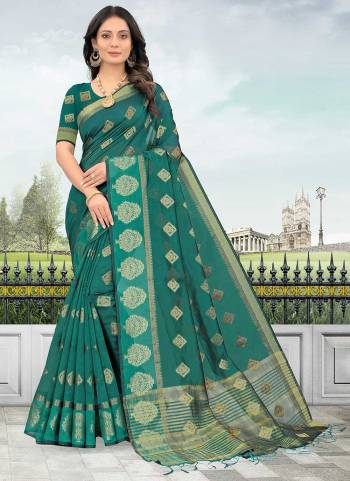 Grab TheseBeautiful Colored Saree Piar With Blouse.These Saree And Blouse Are Fabricated On Organza.Its Beautified With Heavy Wevon Designer Work.