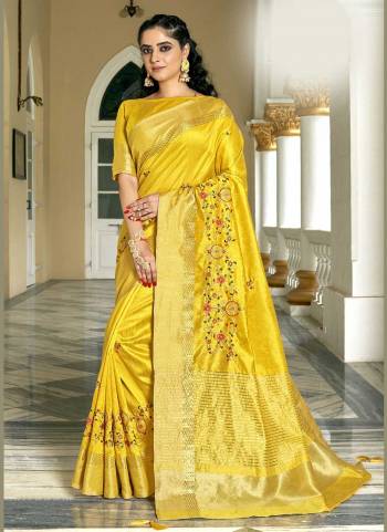 Grab These Saree in Fine Colored Pair With Matching Blouse.These Saree And Blouse Are Fabricated On Art Silk.Its Beautified With Wevon Designer,Jari Embroidery Work.