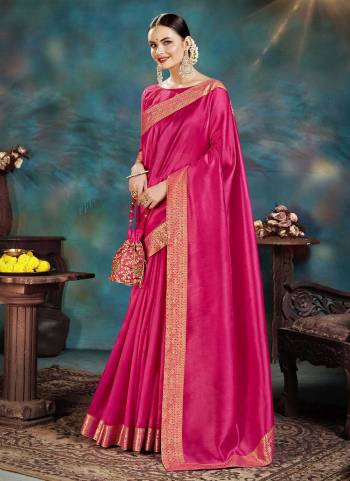 For A casual Wear,Grab These Saree Come With Fine Colored Pair With Matching Blouse.These Saree And Blouse Are Fabricated On Art Silk.Its Beautified With Wevon Designer Lace Border Work.