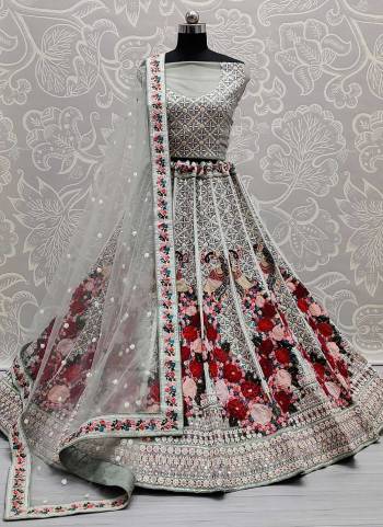 For A Designer Look,Grab These Lehenga Come With All Over Fine Colored.These Lehenga And Blouse Are Fabricated On Net Pair With SOft Net Dupatta.Its Beautified With Heavy Designer Work.