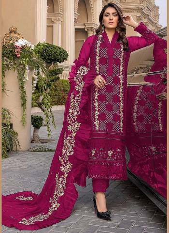 Grab These Semi Stiched Suit in All Over Fine Colored,These Top is Fabricated On Georgette Pair With Santoon Bottom And Nazmin Dupatta.Its Beautified With Heavy Designer Sequance Embroidery Work.