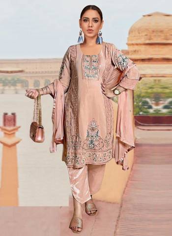 Grab These Suit in All Over Same Colored.These Top is Fabricated On Faux Georgette Pair With Santoon Bottom And Nazmin Dupatta.Its Beautified With Designer Sequance Embroidery,Beaded Work.