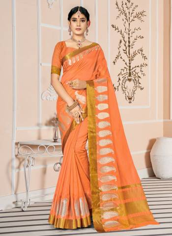 Grab These Saree in Fine Colored Pair With Matching Blouse.These Saree And Blouse Are Fabricated On Cotton.Its Beautified With Heavy Wevon Designer,Swarovski Work.