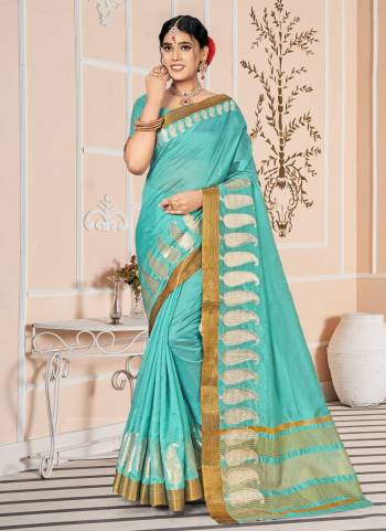 Grab These Saree in Fine Colored Pair With Matching Blouse.These Saree And Blouse Are Fabricated On Cotton.Its Beautified With Heavy Wevon Designer,Swarovski Work.