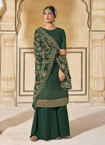 For A Designer Look,Grab These Plazzo Suit in All Over Fine Colored.These Top is Fabricated On Georgette Pair With Santoon Bottom And Georgette Dupatta.Its Beautified With Embroidery Work.