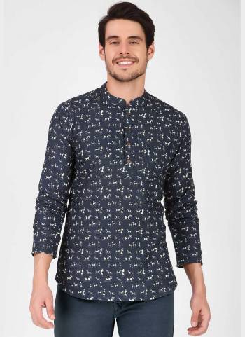 For A Festive Wear,Grab These Readymade Short Kurta in Fine Colored.These Kurta is Fabricated On Cotton Rayon With Designer Ikkat Printed Work.Buy Now.