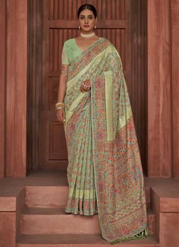 For A Beautiful Look,Grab These Saree in All Over Same Colored.These Saree And Blouse Are Fabricated On Pashmina Silk.Its Beautified With Wevon Jari Border And Designer Printed Work.