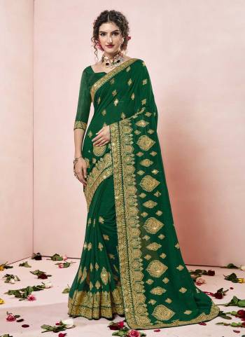 For A Diffrent Look,Grab These Saree in All Over Fine Colored.These Saree And Blouse Are Fabricated On Vichitra Silk.Its Beautified With Designer Embridery And Diamond Work.