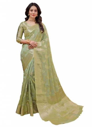 Grab These Beautiful Colored Saree Pair With Matching Blouse Colored Blouse.These Saree And Blouse Are Fabricated On Organza.Its Beautified With Heavy Wevon Designer Work.