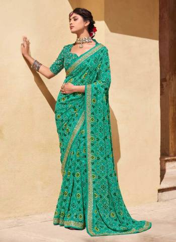 Grab These Saree in Fine Colored.These Saree is Fabricated On Chiffon Pair With  Banglori Silk Blouse.Its Beautified With Designer Work.Buy Now These Beautiful Saree.