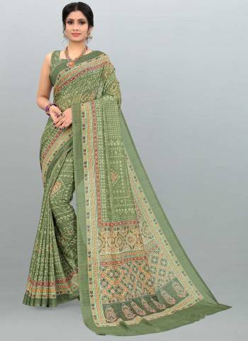 For A Different Look,Grab These Saree in All Over Fine Colored Pair With Blouse.These Saree And Blouse Are Fabricated On Cotton Silk.Its Beautified With Designer Printed Work.