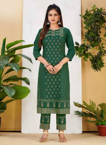 For A Festive Wear,Grab These Readymade Pair in Fine Colored.These Kurti and Bottom Are Fabricated On Malai Rayon.Its Beautified With Designer Printed Work.