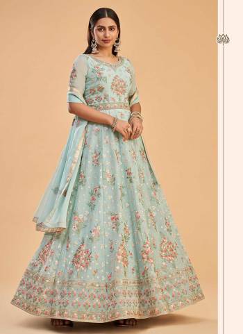 For A Festive WearGrab These Suit in All Over Fine Colored.These Top is Fabricated On Georgette Pair With Santoon Bottom And Georgette Dupatta.Its Beautified WithHeavy Thread,Jari Embroidery Work.