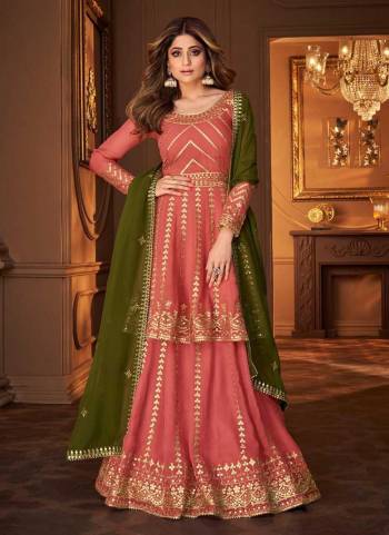 For A Designer Look,Grab These Suit in All Over Fine Colored.These Top And Bottom Are Fabricated On Georgette Pair With Georgette Dupatta.Its Beautified With Designer Sequance Embroidery Work.