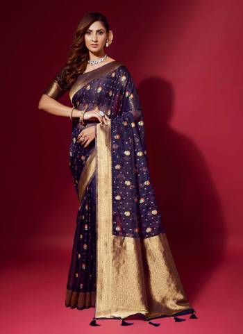 Grab These Saree in Fine Colored Pair With Matching Colored Blouse.These Saree And Blouse Are Fabricated On Organza Silk.Its Beautified With Heavy Woven Multy Jari Designer Work.