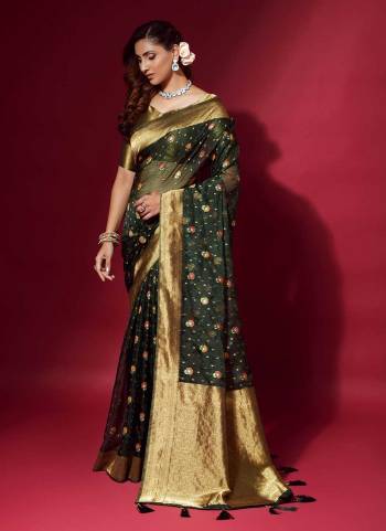 Grab These Saree in Fine Colored Pair With Matching Colored Blouse.These Saree And Blouse Are Fabricated On Organza Silk.Its Beautified With Heavy Woven Multy Jari Designer Work.