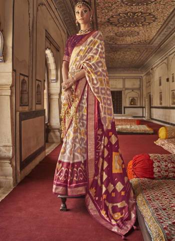 Garb These Beautiful Colored Saree Pair With Blouse.These Saree And Blouse Are Fabricated On Patola Silk.its Beautified With  Woven Designer, Digital Printed,Diamond Work.