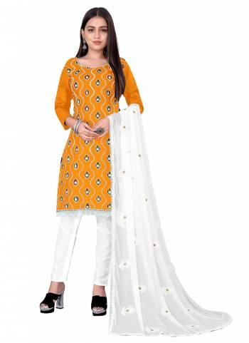 For A Casual Wear,Grab These Dress Material in Fine Colored.These Top And Bottom Are Fabricated On  Cotton Pair With Nazmin Dupatta.Its Beautified With Designer Embroidery Work.