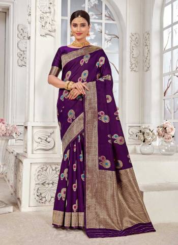 For A Beautiful Look,Grab These Saree in All Over Fine Colored Pair With Blouse.These Saree And Blouse Are Fabricated On Banarasi Silk.Its Beautified With Weaving  Designer Work.