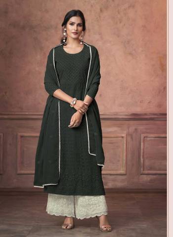 Grab These Readymade Suit in All Over Fine Colored Pair With Bottom And Dupatta.These Top And Bottom Are Fabricated On Georgette pair With Georgette Dupatta.Its Beautified With Lakhnowi Embroidery Work.